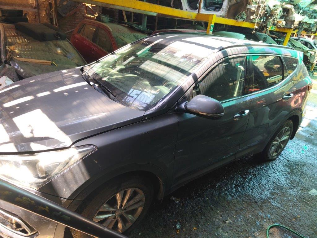  Hyundai SANTA FE 2013    EN DESARME
